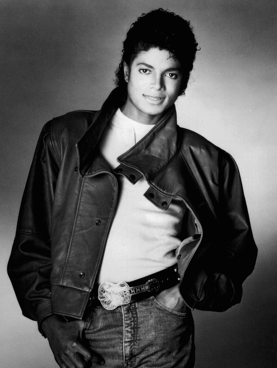 Michael Jackson, auteur-compositeur-interprète et danseur américain